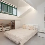 I Host Apartment - Jenner 14