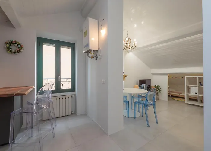 I Host Apartment - Jenner 14